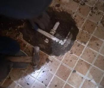 武陟卫生间漏水维修公司为您分享下卫生间渗水如何处理及注意事项